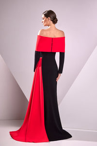 HerTrove-High slit crepe marrocain gown