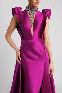 HerTrove-Embroidered neckline cadi dress